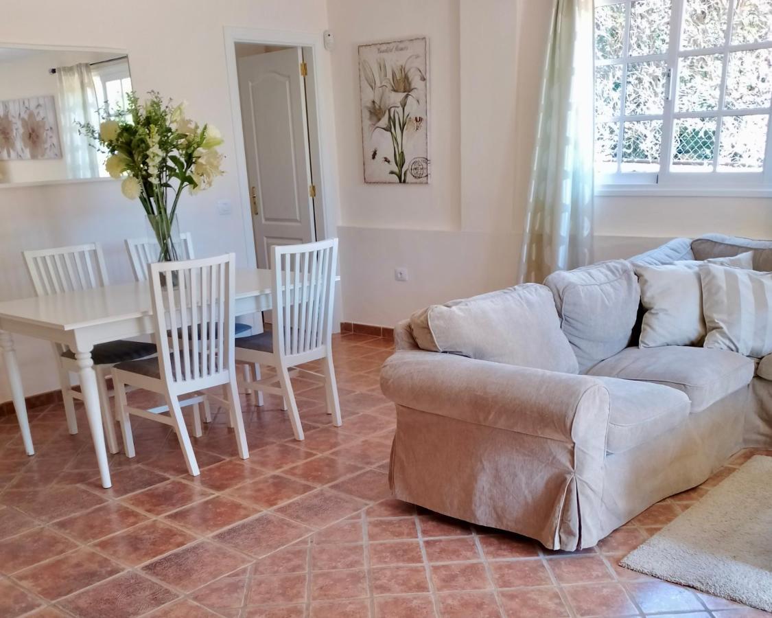 Villa Consuelo - Quiet Location Close To Resorts Buzanada Εξωτερικό φωτογραφία